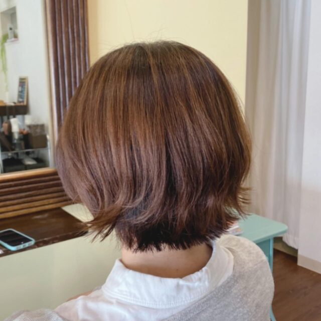 しばらく伸ばしていた髪の毛を#ヘアドネーション に💇‍♀️

誰かの笑顔の為に。
素晴らしい事ですね

#ヘアドネーション賛同サロン#ばっさりカット#切りっぱなしボブ 

hi-z hair
横浜市都筑区中川中央1-22-11 エミリオ1F
045-532-6226

#美容室#ショートカット#個室サロン#一人営業サロン#大人のプライベートサロン#こだわりの美容室#艶カラー#炭酸泉#炭酸泉スパ#電子トリートメント#美容室ジプシー#アンチエイジング#センター北#センター北美容室#都筑区#イルミナカラー#フローディアトリート