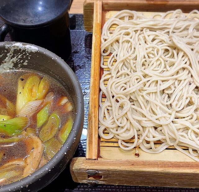 2022年🐯も皆様
ありがとうございました
来る2023年🐰も
よろしくお願いします🤲

新年は
5日木曜日より
通常通り営業いたします

ノースポートの二八蕎麦で
年越しそば

#仕事納め
#美容室#ショートカット#個室サロン#一人営業サロン#大人のプライベートサロン#こだわりの美容室#艶カラー#炭酸泉#炭酸泉スパ#電子トリートメント#美容室ジプシー#アンチエイジング#センター北#センター北美容室#都筑区#イルミナカラー#フローディアトリートメント#ノンジアミンカラー#ケアプロ#ムコタトリートメント#オラプレックス#ジアミンかぶれ#カラーかぶれ#一人美容室